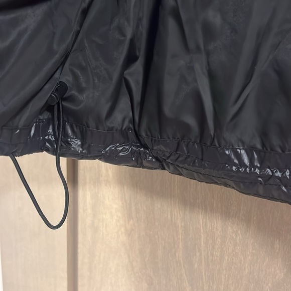 NWOT OLD NAVY Puffer Coat - Picture 7 of 9